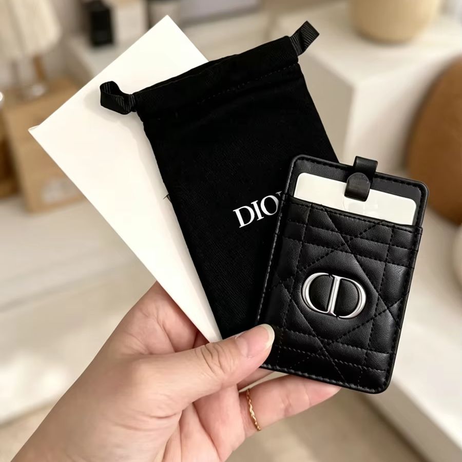 Borsa Dior Multifunzionale Por - Perfume Fine Fragrance recensione e prezzo